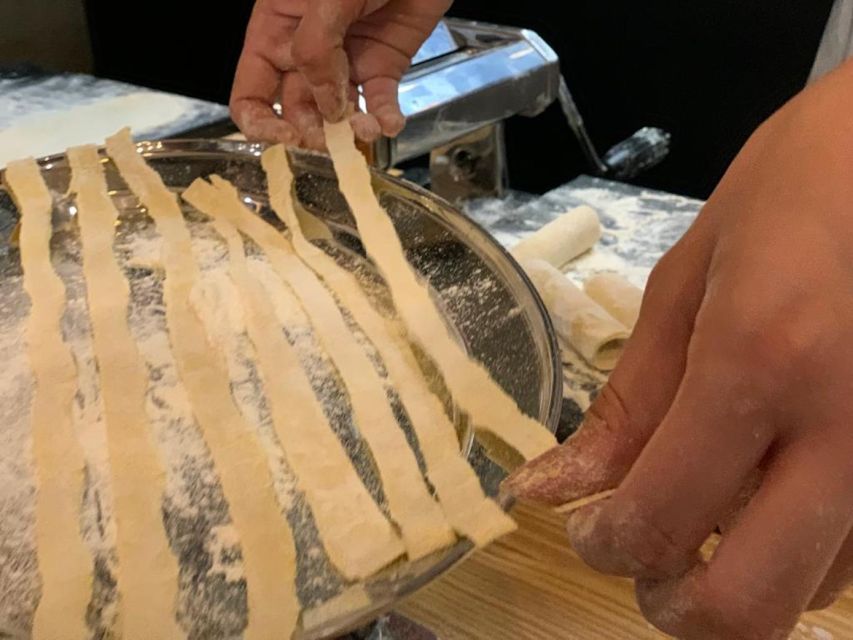 Rome: Roman Master Chef Cooking Class with Wine - What the $32 price really buys you