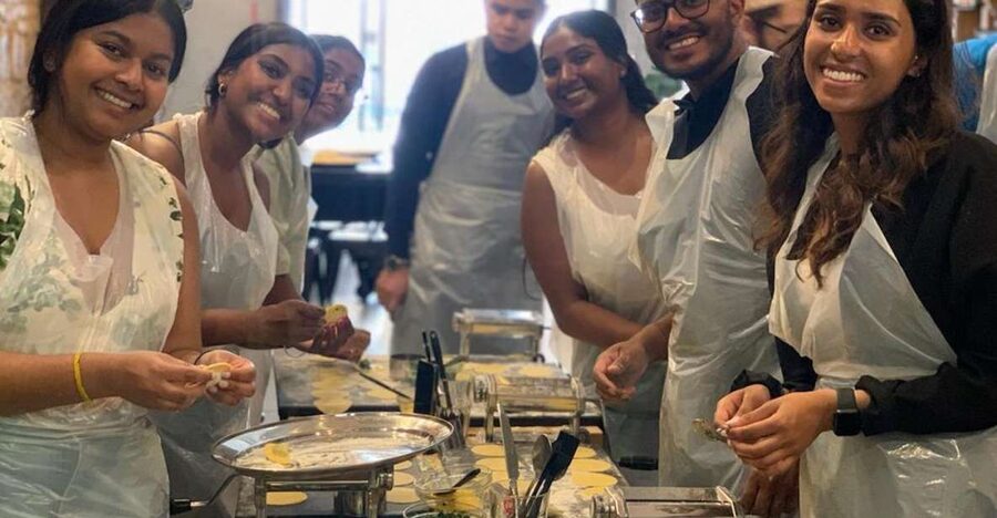 Rome: Roman Master Chef Cooking Class with Wine - Making fettuccine from scratch