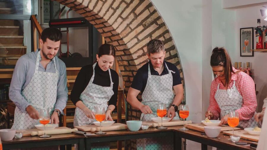 Rome: Spritz & Spaghetti Cooking Class - Should you book the Spritz and Spaghetti Cooking Class?