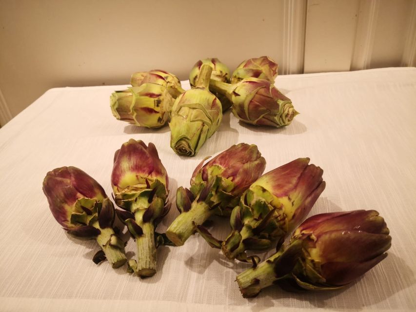 Rome: Traditional Cooking Class in the Jewish Ghetto - The chef, translation, and the social side