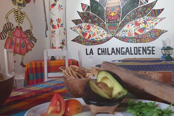 Salsa & Salsa cooking lessons + Beach day - A cooking class with your feet in the sand