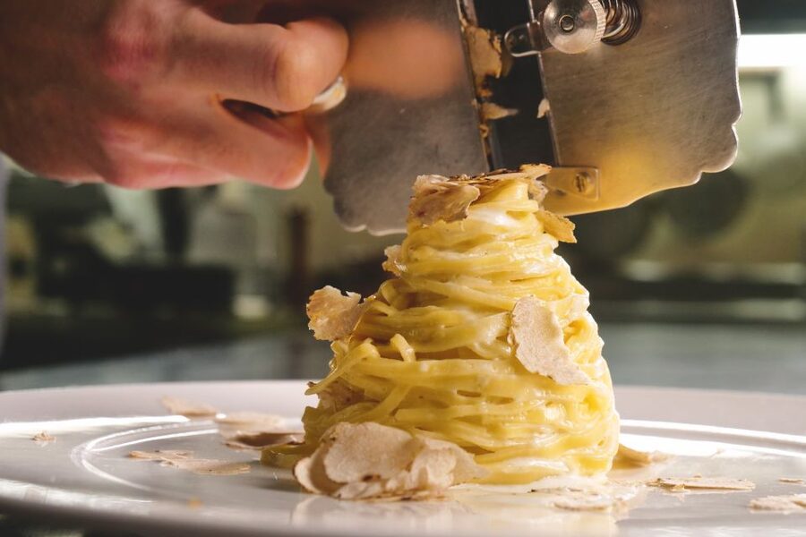 San Gimignano: Truffle Cooking Class with Wine Tasting - Should you book the San Gimignano truffle cooking class?