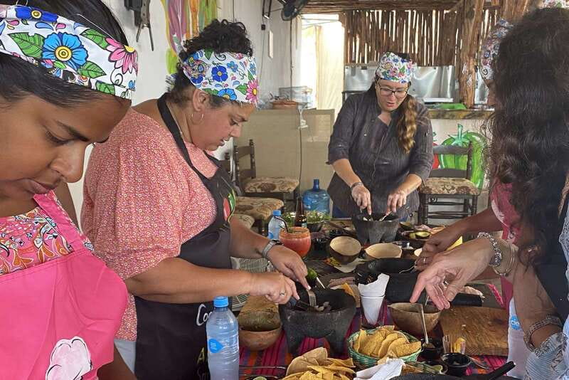 San José town : Cooking class,mexican Empanadas y antojitos - Who will enjoy this experience most?