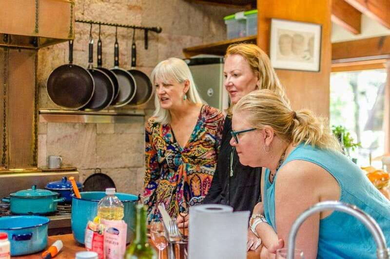 San Miguel de Allende: Mexican Cooking Class | Mole & Salsas - Entering a San Miguel mansion near the Parroquia