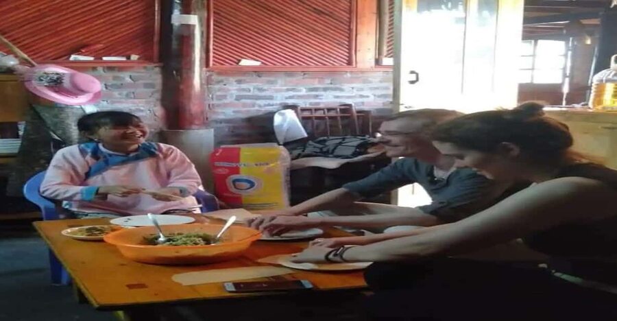 Sapa: Local Hmong Cooking Class - Spring rolls and the first kitchen lesson