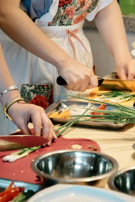 Seoul: Authentic Korean Cooking Class and Market Tour - Should you book it?