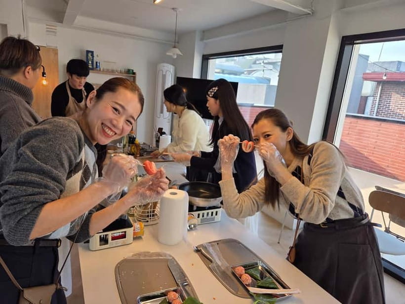 Seoul: Cooking Class and Tour with Michelin-Trained Chef - How the $83 price holds up