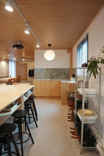 Seoul: Korean Cooking Class with Local Grocery Shopping - Finding the studio near Mangwon Station