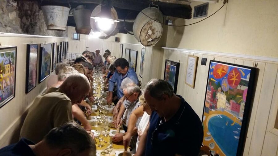 Sestri Levante: Pesto & Cooking Classes, Wine Tasting - Key points at a glance