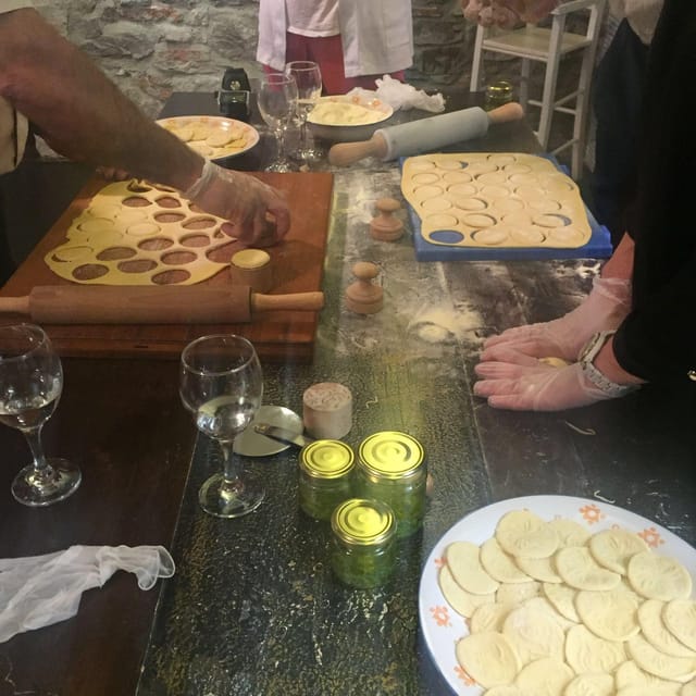 Sestri Levante: Pesto & Cooking Classes, Wine Tasting - Focaccia and Pane Marinaro