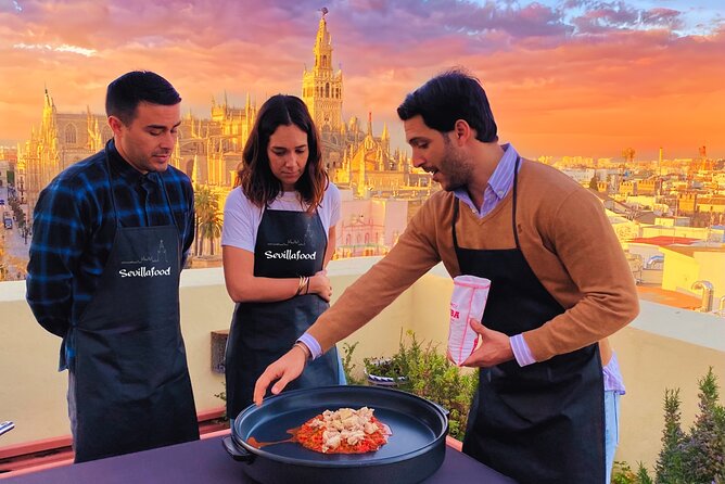 Sevilla: Rooftop Paella Cooking Class & 30-minute expert Q&A - Learning a Valencian Chicken and Vegetable Paella