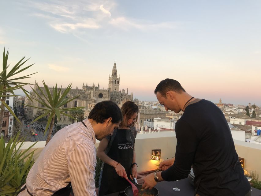 Seville: Paella Cooking Class & 30-Min Local Expert Q&A - Looking at Seville from the rooftop