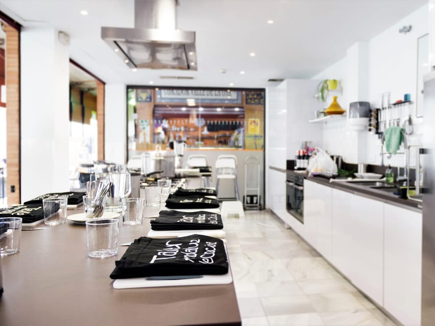 Seville: Spanish Cooking Class with Dinner - Dietary needs and menu flexibility