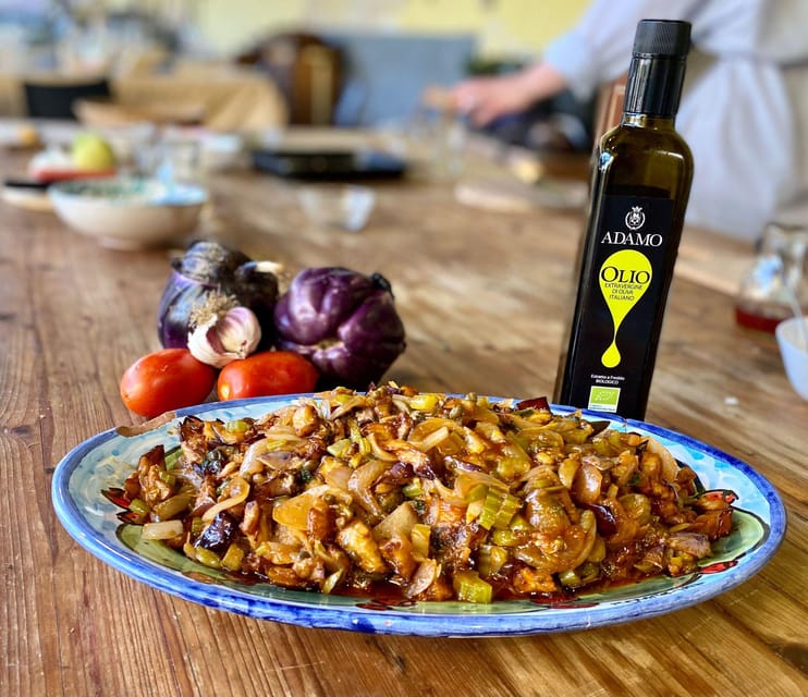 Sicilian cooking class in the historic baglio Florio Adamo - Cooking Sicilian food in an old winery