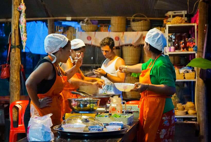 Siem Reap: Afternoon Cooking Class & Village Tour - Tasting herbs, sauces, and Khmer cooking methods