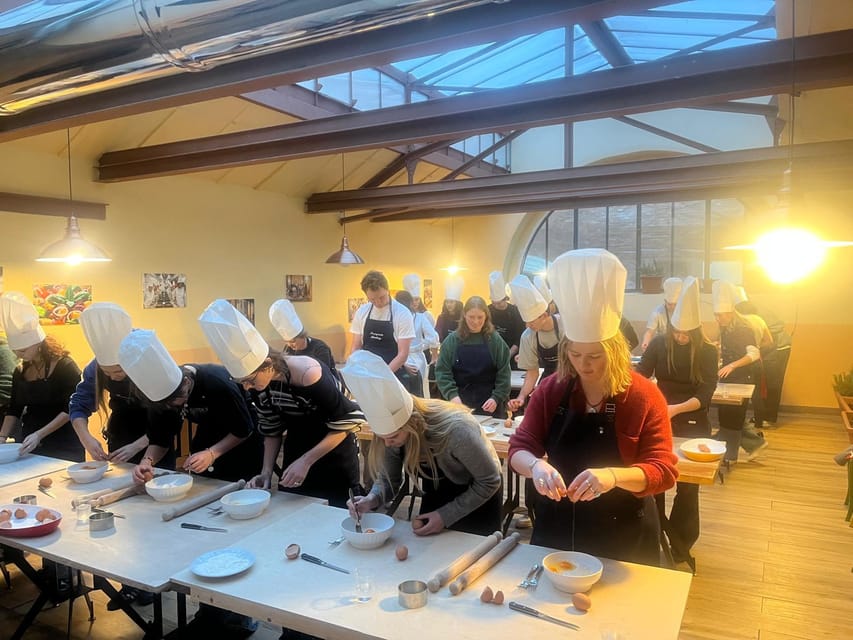 Siena: Pasta and Tiramisu Cooking Class with Wine - Tiramisu offers a slower break