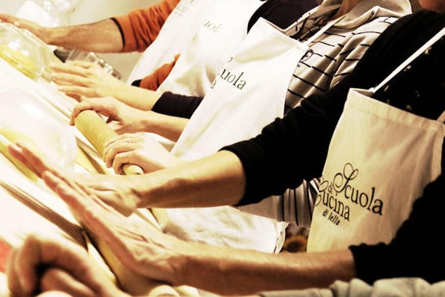Siena: Traditional Tuscan Cooking Class with Fresh Pasta - What you actually do during the 3.5-hour class