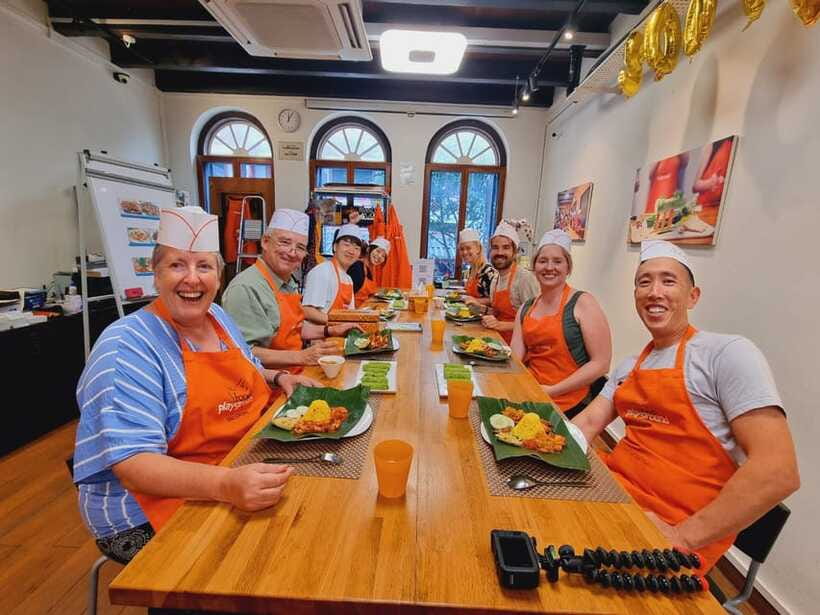 Singapore: Hands-on Cooking Class with Cultural Immersion - Who will get the most from this experience