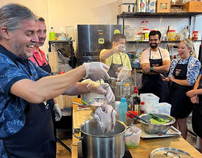 Singapore: Market-to-Table Experience and Cooking Class - The wet market puts ingredients in context