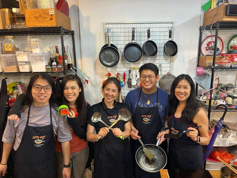 Singapore: Market-to-Table Experience and Cooking Class - Who should book this Singapore food experience?