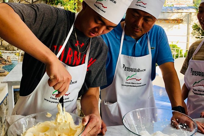 Sorrento: Cook Like a Local with a Stunning Sea View - Cooking above Sorrento Bay