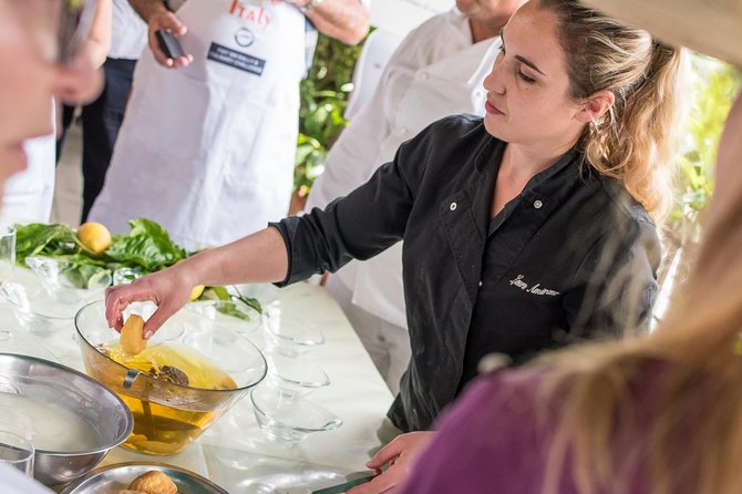 Sorrento: Hands-On Pasta, Tiramisu & Limoncello Fun Class - Making ravioli alla caprese by hand