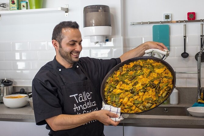 Spanish Cooking Class and Dinner in Seville - Cooking dinner inside Triana Market