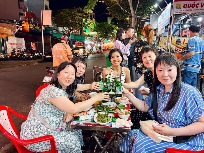 Street Food Walking Tour with a Cooking Instructor - Why District 4 makes a good food-walking base
