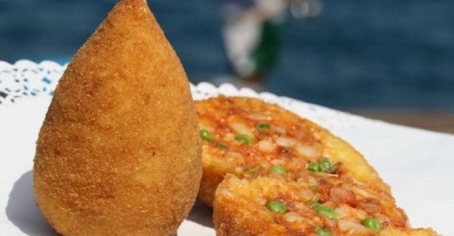 Syracuse: Sicilian Street Food Hands-On Cooking Class - Cannoli, dessert, and a glass of Sicilian wine