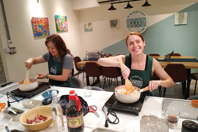 Taipei Cooking Class & Market Adventure in Historic Dadaocheng - Why Dadaocheng is the right place to learn Taiwanese food