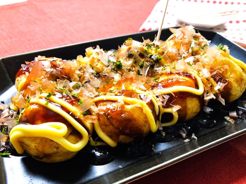 Takoyaki cooking experience in Kabukicho, Shinjuku - The food itself: crisp, soft, and very hot