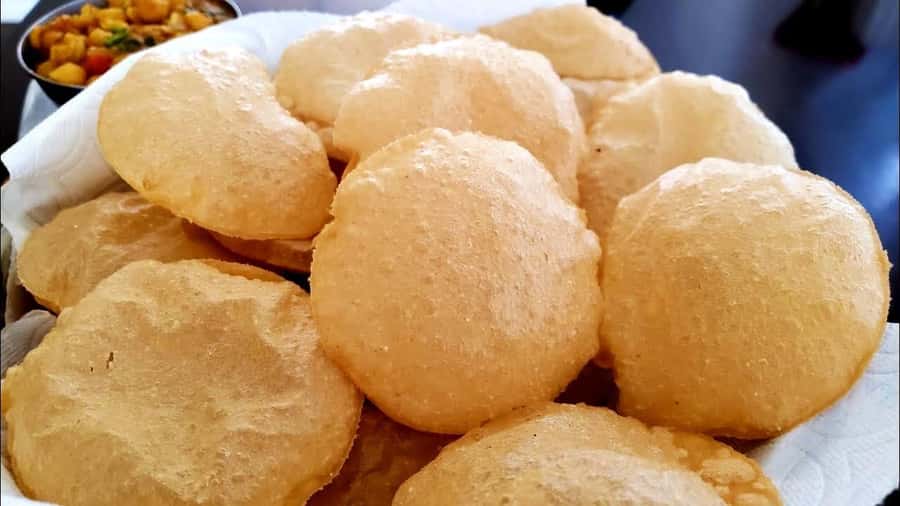 Talk & Enjoy with Delhi locals at their home while Cooking - Why the location matters in Delhi