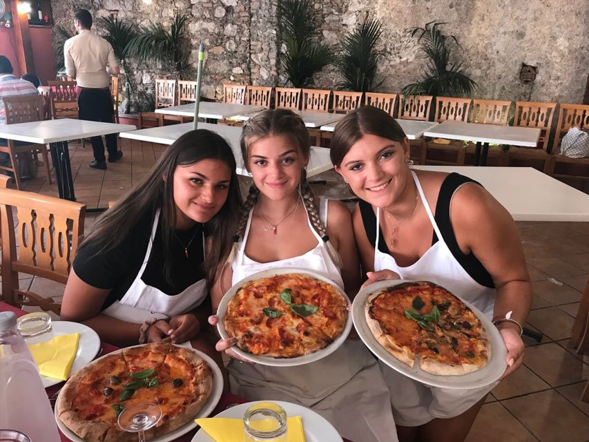 Taormina: Half-Day Pizza Making Class - Group size, pace, and the summer heat