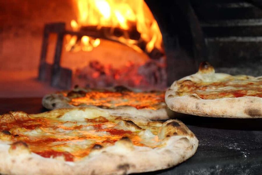 Taormina: Pizza Making Class with Lunch and Wine Tasting - Key points to know before booking