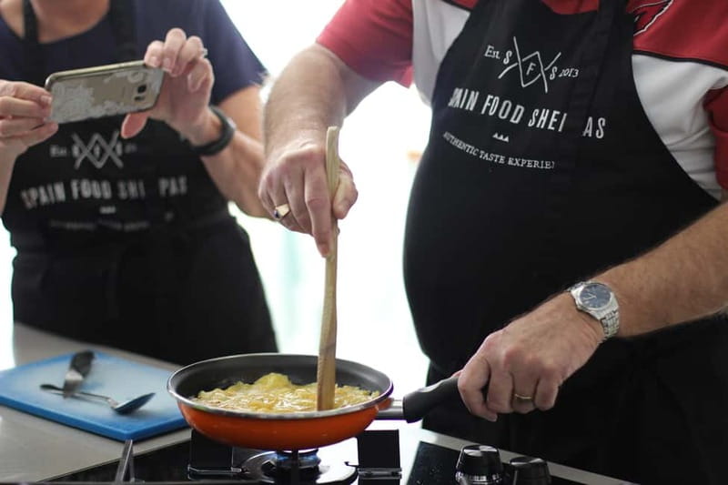 Tapas Cooking Workshop & Market Visit - Who will enjoy this Málaga food experience?