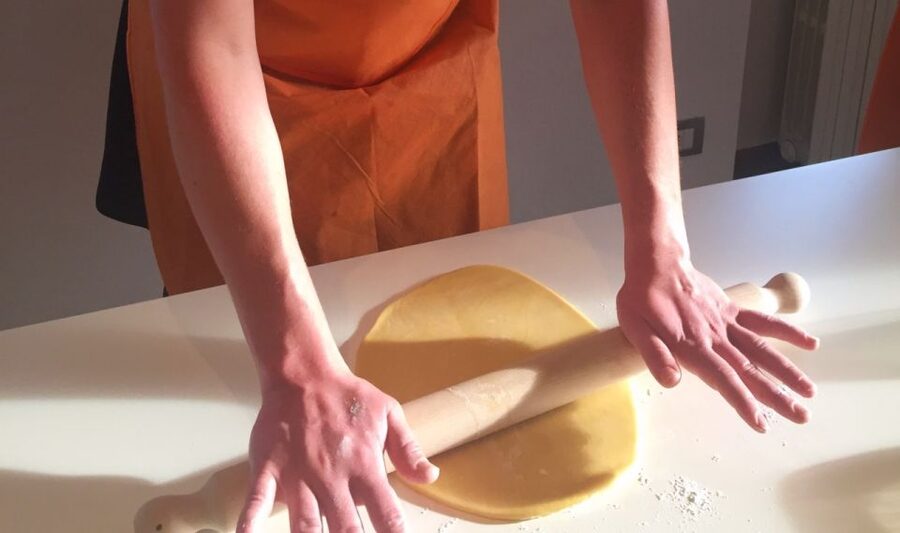 Testaccio: Home Cooking Cacio e Pepe, Amatriciana, Carbonara - Starting with fresh pasta from flour, eggs, or water