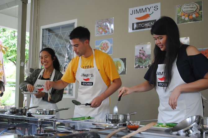 Thai Cooking Class - Curry paste made from scratch
