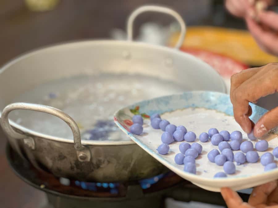 Thai cooking class &Market tour by Amazon Prime Series Chef. - From cooking station to shared meal