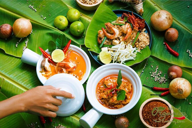 Thai Cooking Class | Since 2012 | Farm to Table - Four Thai dishes, with you at the stove
