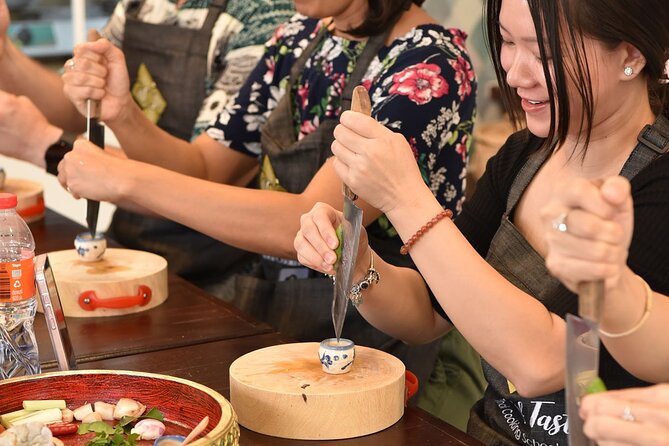 Thai Cooking Class with Market Tour in Sathon Bangkok - Why the market-to-kitchen format works