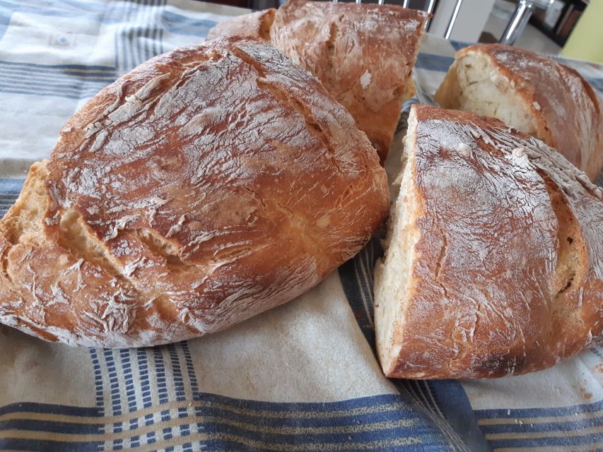 Thessaloniki:Greek Cooking Class and Meal at a Farm A - A farm-to-table meal with wine or raki