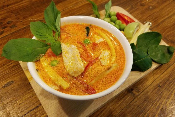 Tingly Thai Cooking School Afternoon Class - Four dishes, several classic Thai flavors