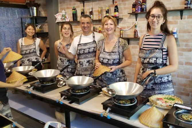 Tingly Thai Cooking School Afternoon Class - Why the small group matters