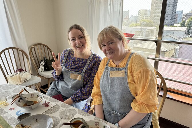 Tokyo Haneda: Bento & Ramen Gyoza Cooking Class in a Local home - Who will get the most from this class
