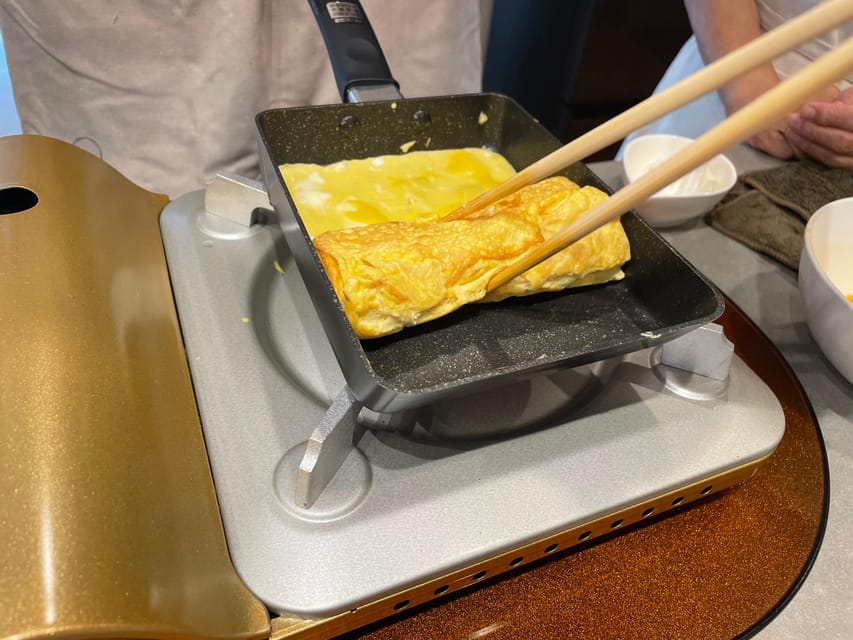 Tokyo: Learnt to cook Bento, Oyakodon and More! - Finding the gray building and entering the lab
