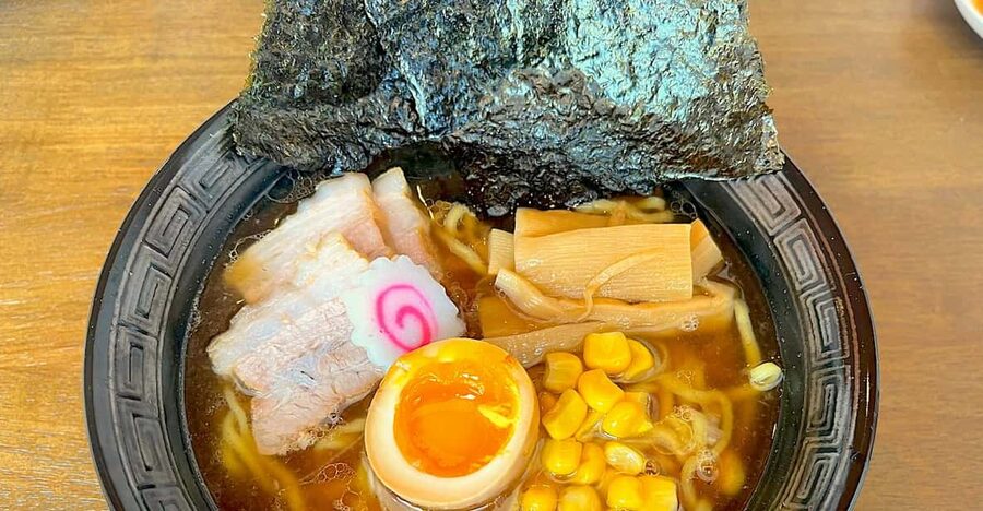 Tokyo: Sushi and Ramen Cooking Class with Sake Pairing Set - Making ramen broth and chashu pork