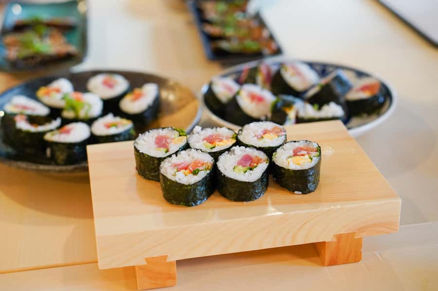 Tokyo: Sushi Cooking Class with Sake Tasting - A Tokyo food class that begins at the supermarket
