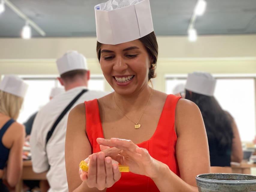 Tokyo: Sushi Making with Pro Chef & Tsukiji Fish Market Tour - Group size, pace, and physical demands