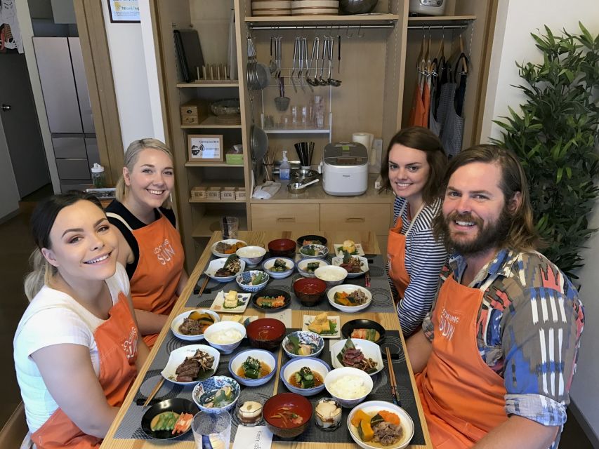 Tokyo: Wagyu and 7 Japanese Dishes Cooking Class - Friendly instruction in clear English