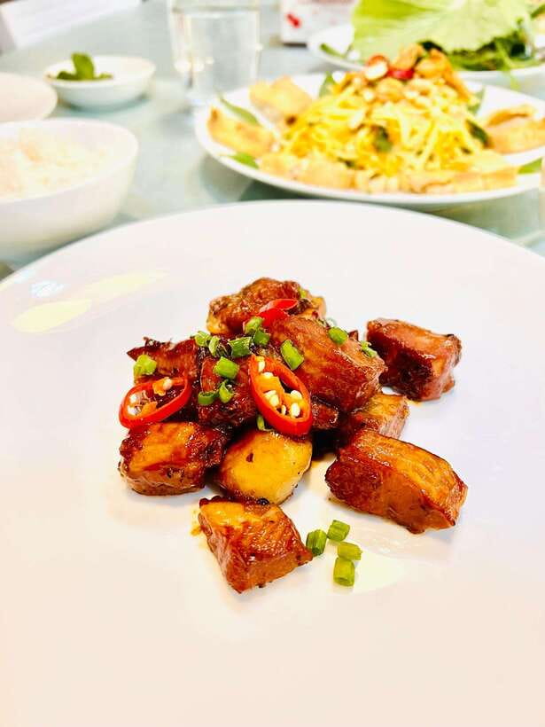 Top Home Cooking Class with Stunning River View AC Kitchen - Cooking Vietnamese food above District 4